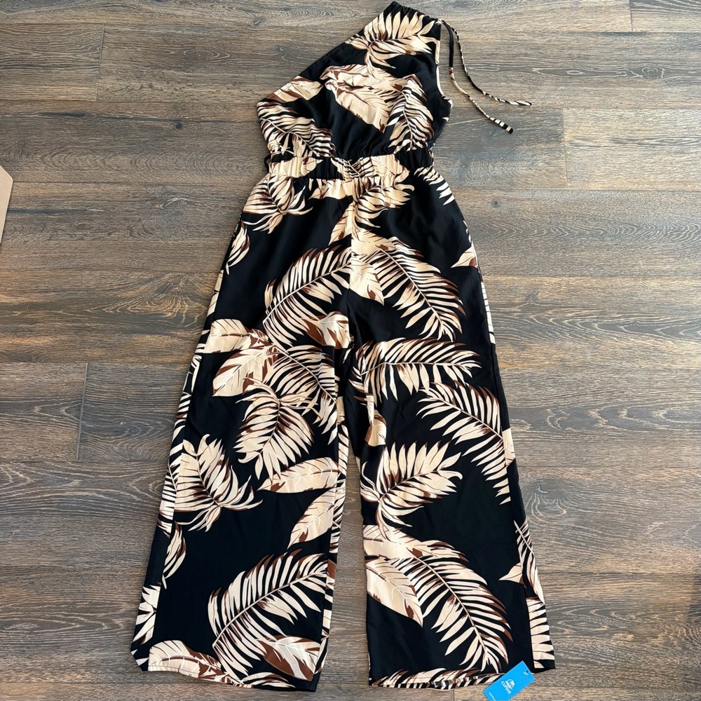 Cupshe Black Jumpsuit with Cream Tropical Leaf Print